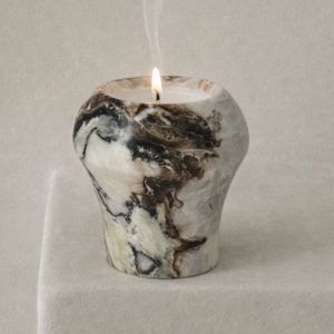 Ala candle | B&W